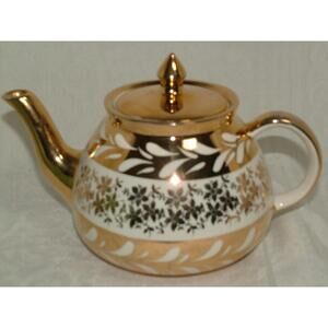 Gibsons Staffordshire England Gold White Teapot W 805